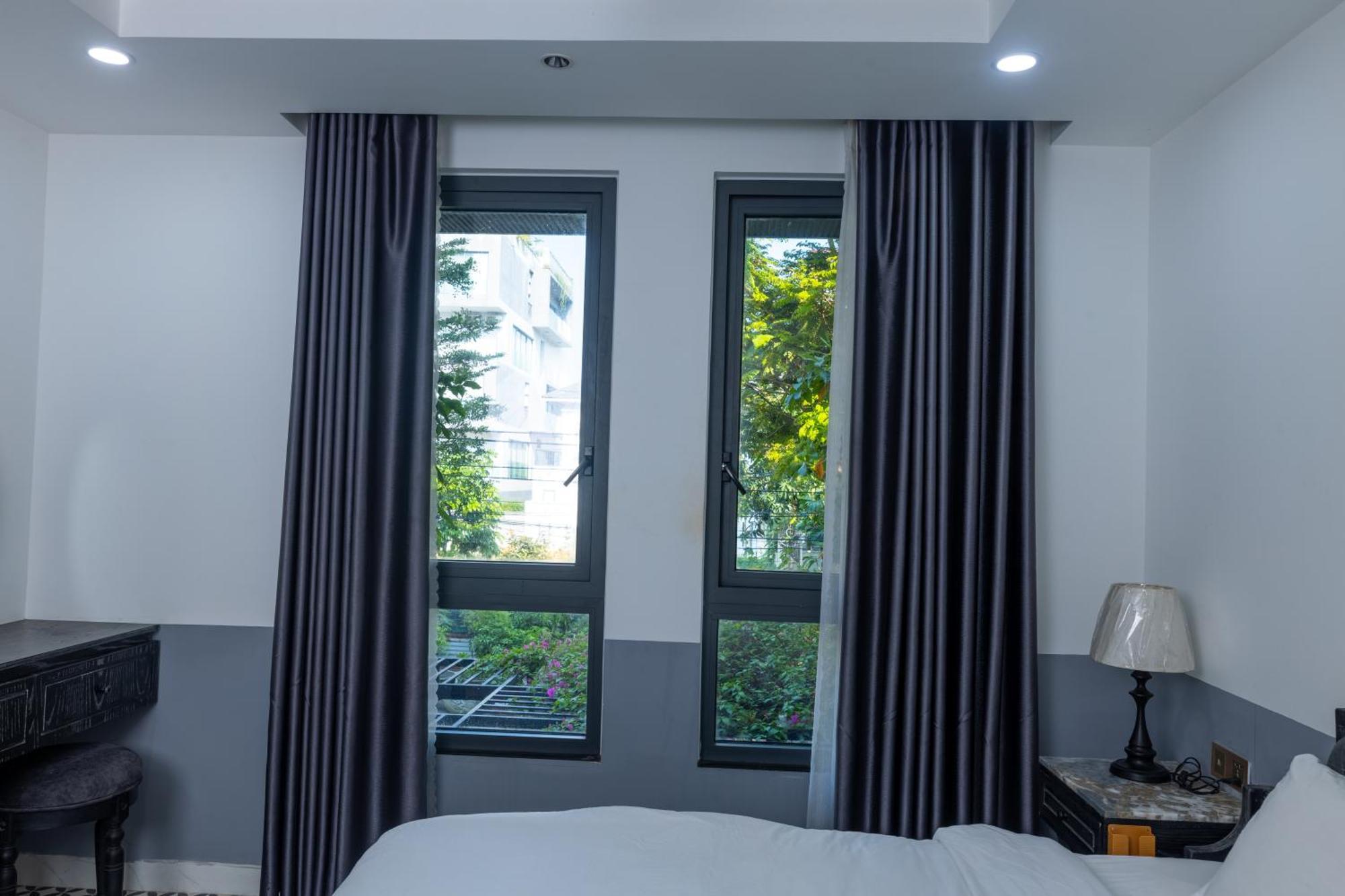Derive Boutique & * Da Nang
